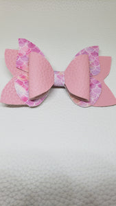 Pink butterfly mermaid hair clip